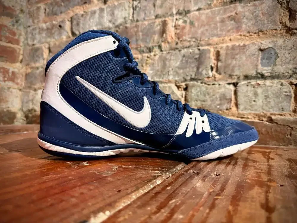 Nike Freek Navy White Wrestling Shoes Size 10 316403-411